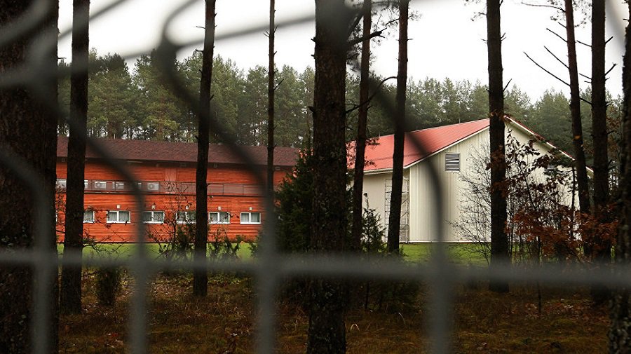 ЕСПЧ присудил более 200 тыс. евро компенсаций двум узникам тюрем ЦРУ в Румынии и Литве - В Мире
