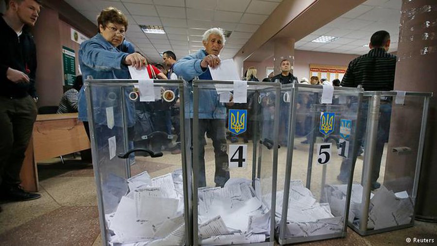 Евросоюз не признает "референдумы" украинских сепаратистов
 - В Мире