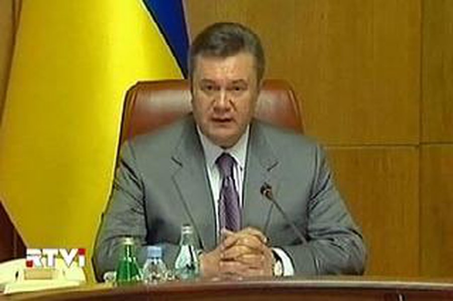 Янукович объявил Европу приоритетным партнером Украины. Но в НАТО страна больше не стремится - В Мире