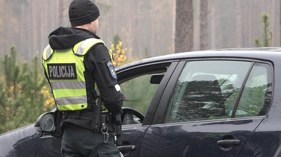 Профилактические мероприятия полиции на дорогах Литвы в августе - Литва и страны Балтии