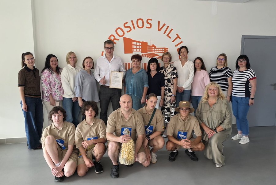 Команда прогимназии «Gerosios vilties» единственной из Литвы выступила на престижной роботиаде "FIRST LEGO League" в Гонконге - Висагинас и висагинцы