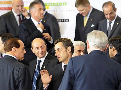 Евросоюз предложил создать совет для контроля мировых банков - В Мире