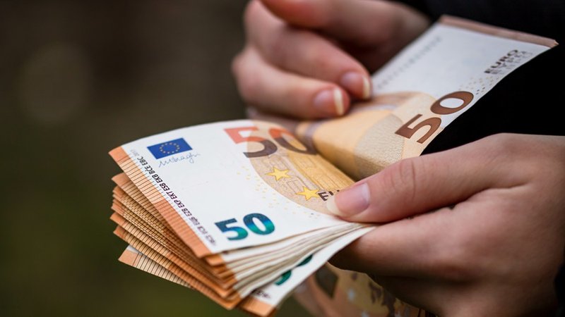 В проекте бюджета «Содры» на 2027 год средняя пенсия - около 825 евро - Литва и страны Балтии