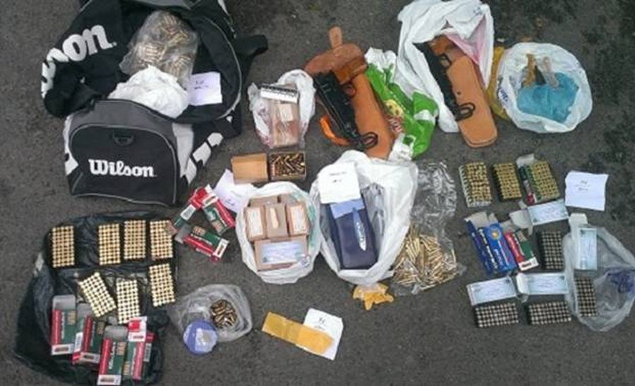 В Киеве изъята крупная партия оружия и взрывчатки на более чем 700 тыс. грн - В Мире