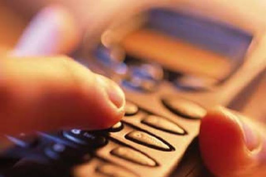 Внимание, орудуют телефонные мошенники - Происшествия и криминал