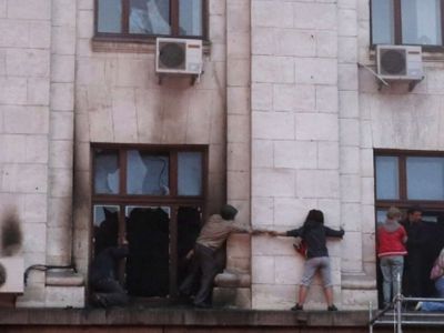 В результате столкновений и пожара в Доме профсоюзов Одессы погибли 42 человека, более 200 ранены - В Мире