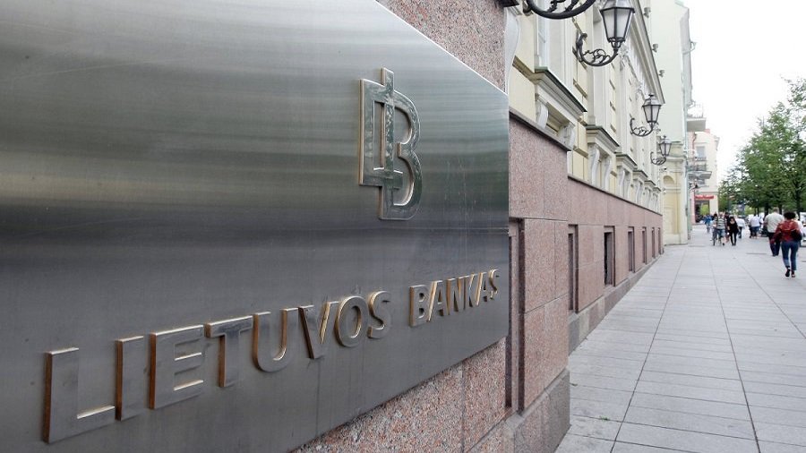 Банк Литвы предупредил "Swedbank" о превенции отмывания денег - Литва и страны Балтии
