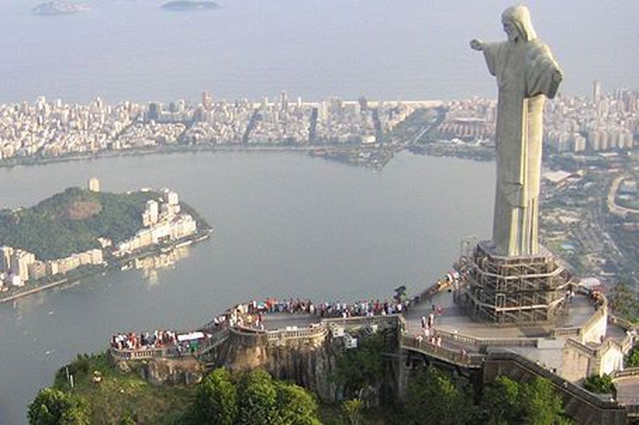 В Рио-де-Жанейро отреставрировали статую Христа - Культурные и спортивные мероприятия