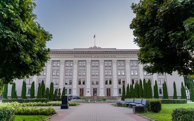 Даугавпилсский университет – 105 лет традиций и современные возможности для студентов - Реклама