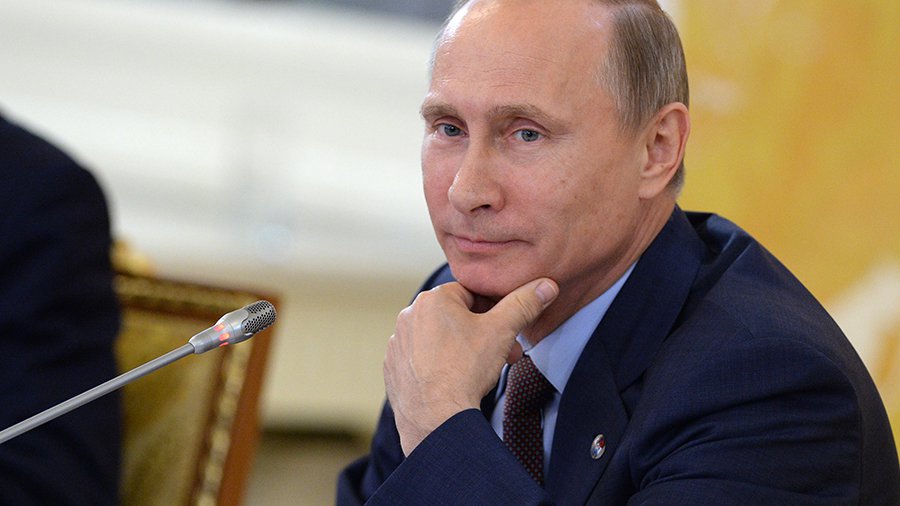 Две трети россиян согласились оставить Путина на очередной срок - В Мире
