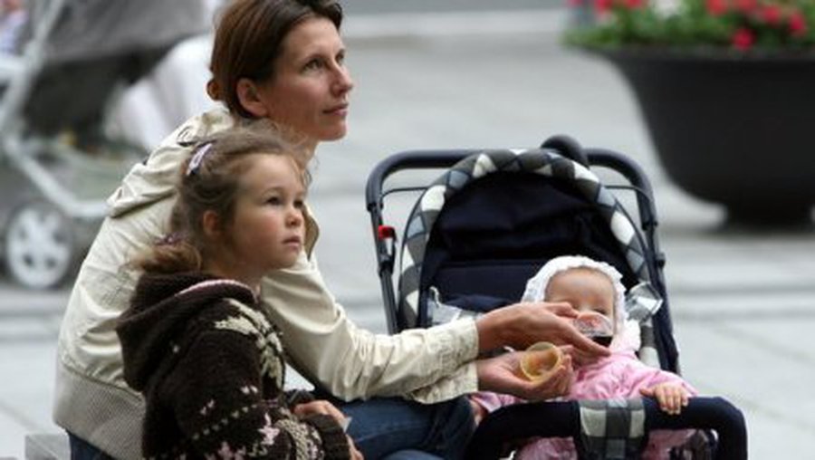Условия для материнства: Литва на 26 месте из 176 стран - Литва и страны Балтии