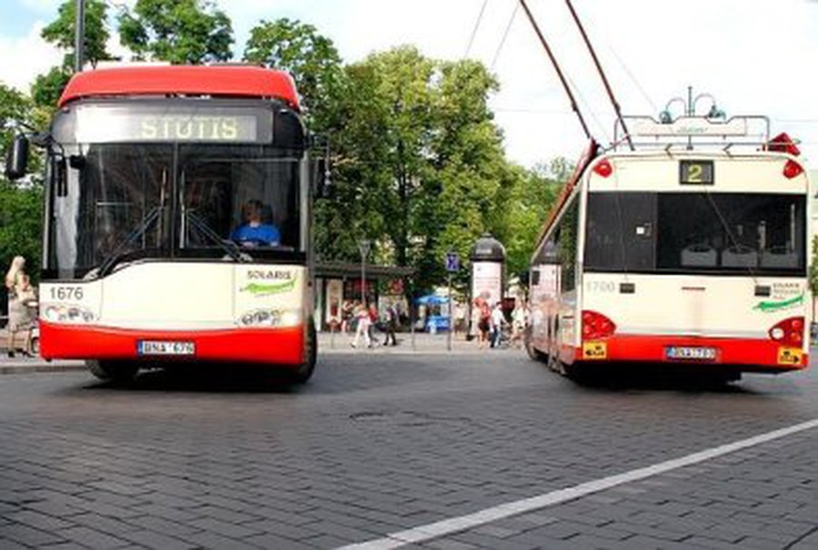 Kitąmet į gatves išriedės pirmieji lietuviški troleibusai - Lietuva ir Baltijos šalys