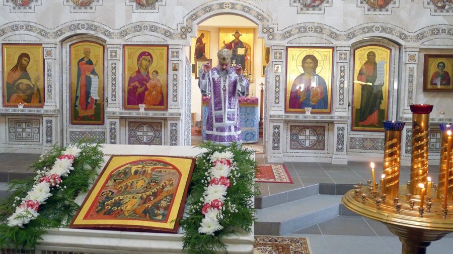 В воскресенье службу провел архиепископ Виленский и Литовский Иннокентий - В Висагинасе