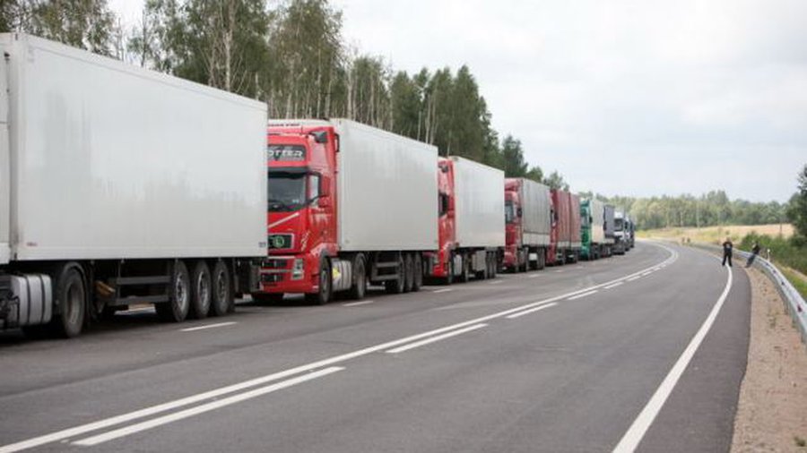 В очереди на въезд в Белоруссию ожидает более 600 грузовых автомобилей - Хобби, отдых и развлечения