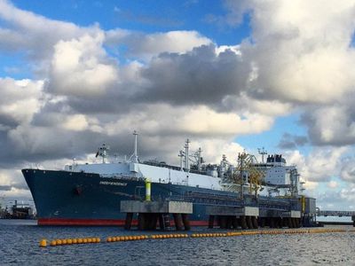 В связи с приобретением сжиженного газа из России члены Сейма обратились к правительству и КНБО - Энергетика